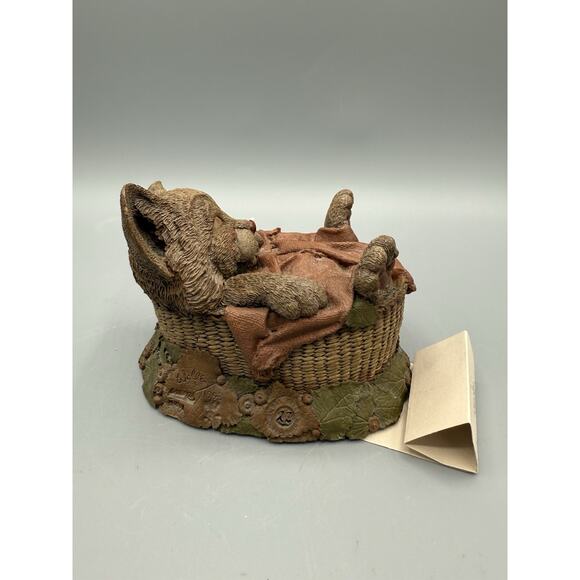 Vintage Amanda #9065 Sleeping Cat Figurine in Basket w/ Blanket 1993 by Willitts - Picture 3 of 9